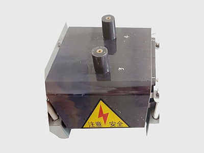 高壓隔離(li)變壓器